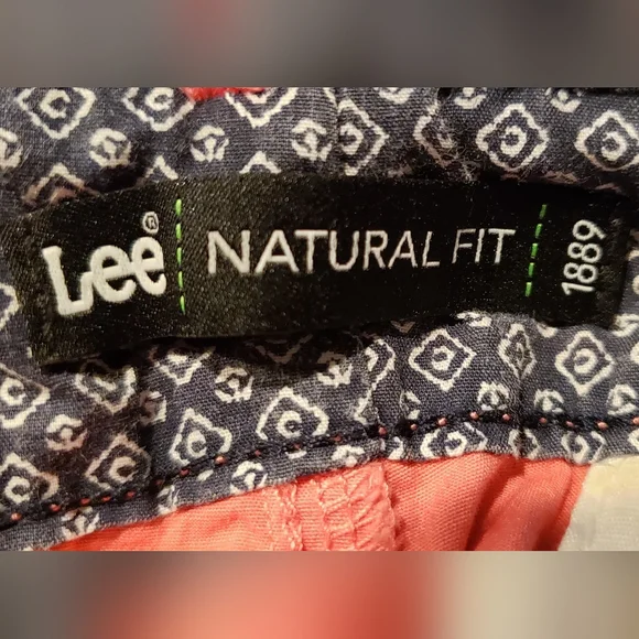 Lee shorts - size 12 - Picture 3 of 4